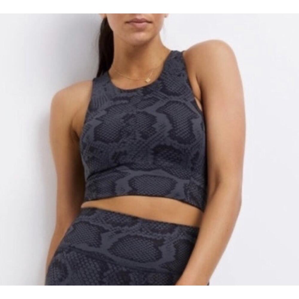 Allfenix Anthropologie Women’s Python Print Sports bra Sz. M
